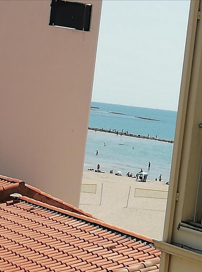 Apartmán Les Pieds Dans L'Eau Le Grau-dʼAgde Exteriér fotografie